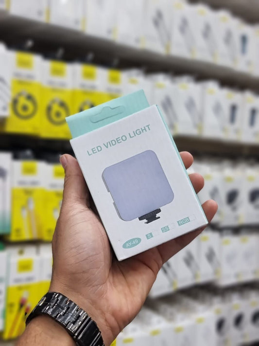 مصباح فيديو LED صغير AY-49 RGB للتصوير الفوتوغرافي ومدونات الفيديو